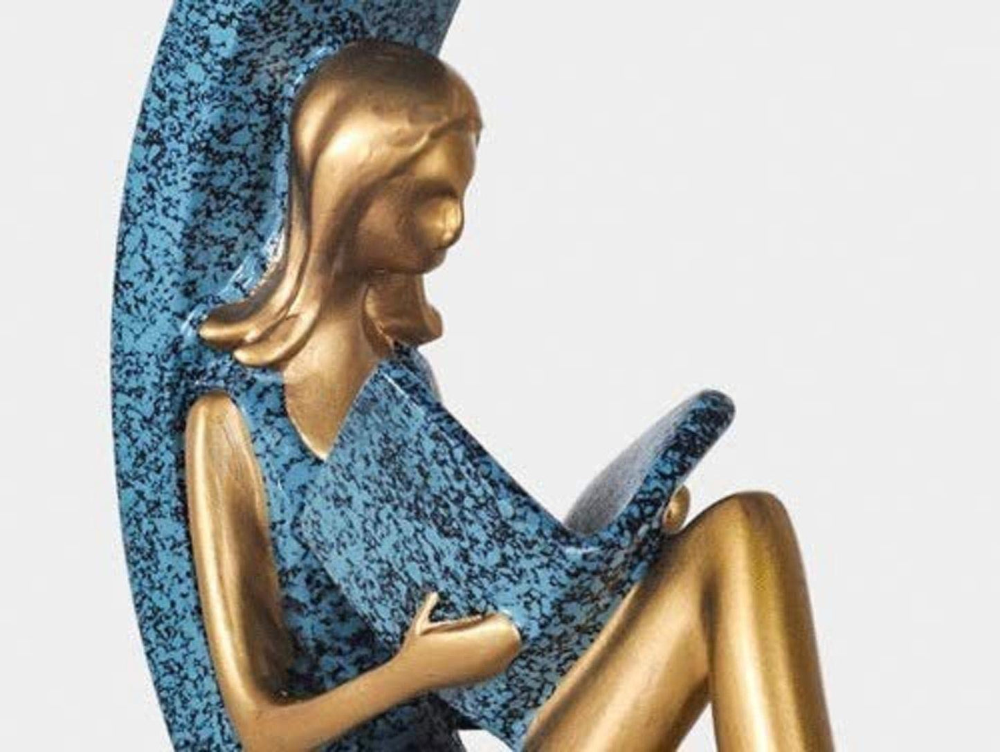 Novelty Girl Reading Lamp