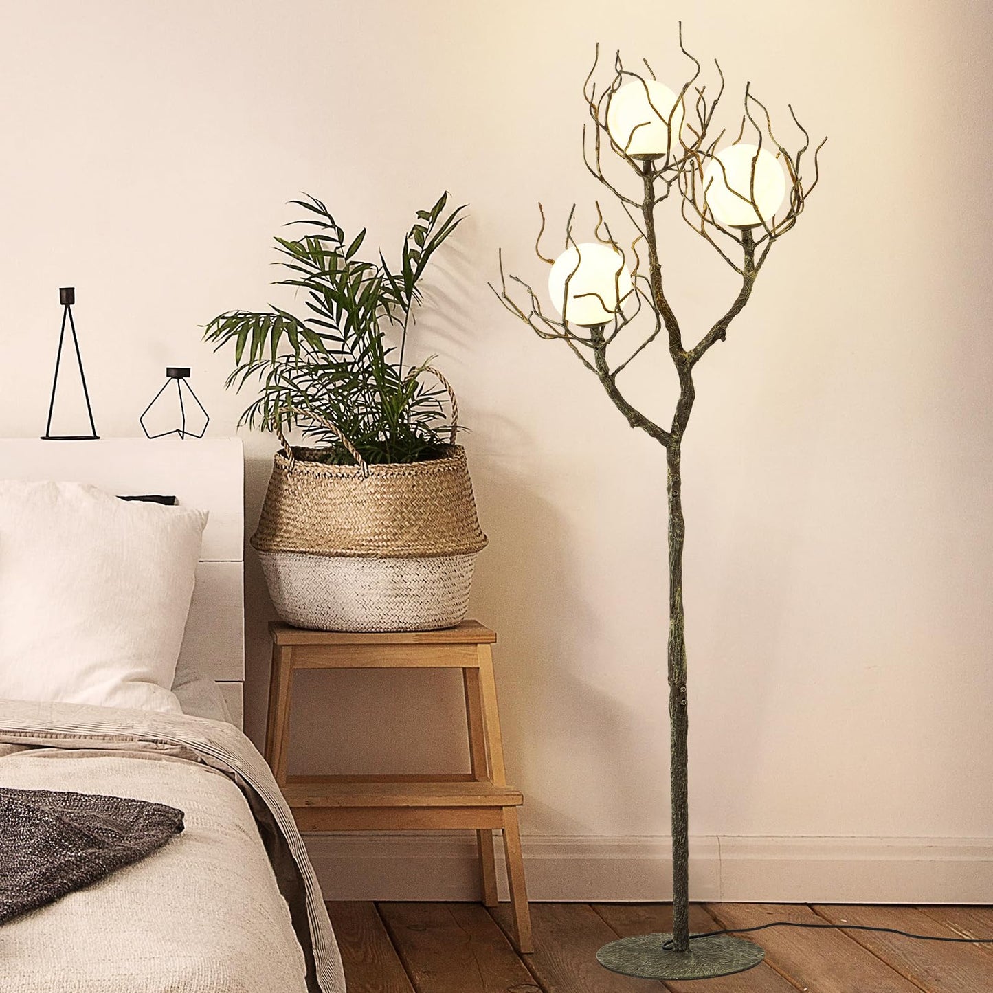 eccuslon Nordic Elegance Floor Lamp