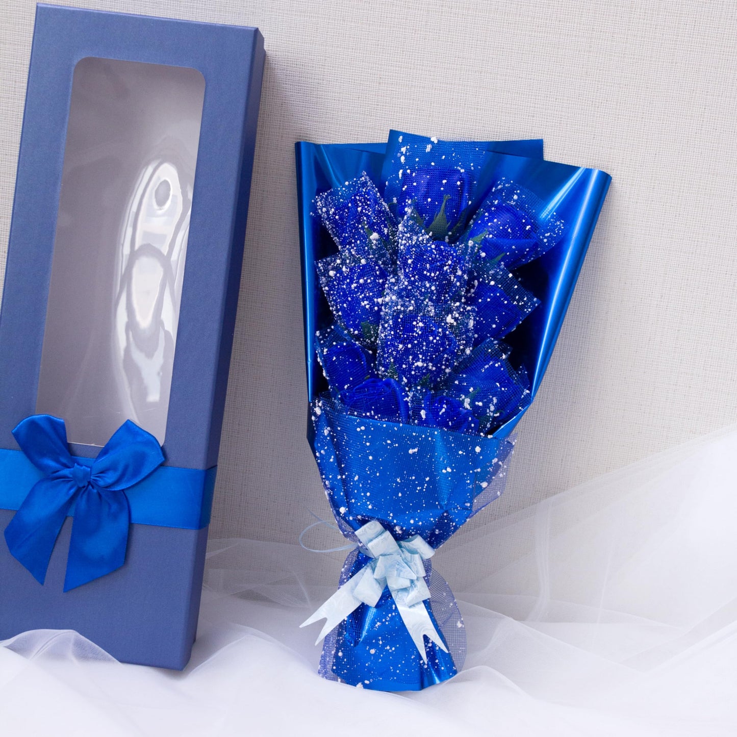 Scented Forever Rose Bouquet Gift Box