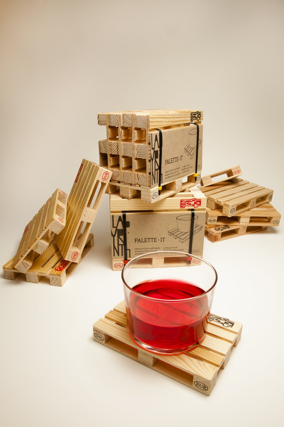 Labyrinth Barcelona Mini Pallet Coasters