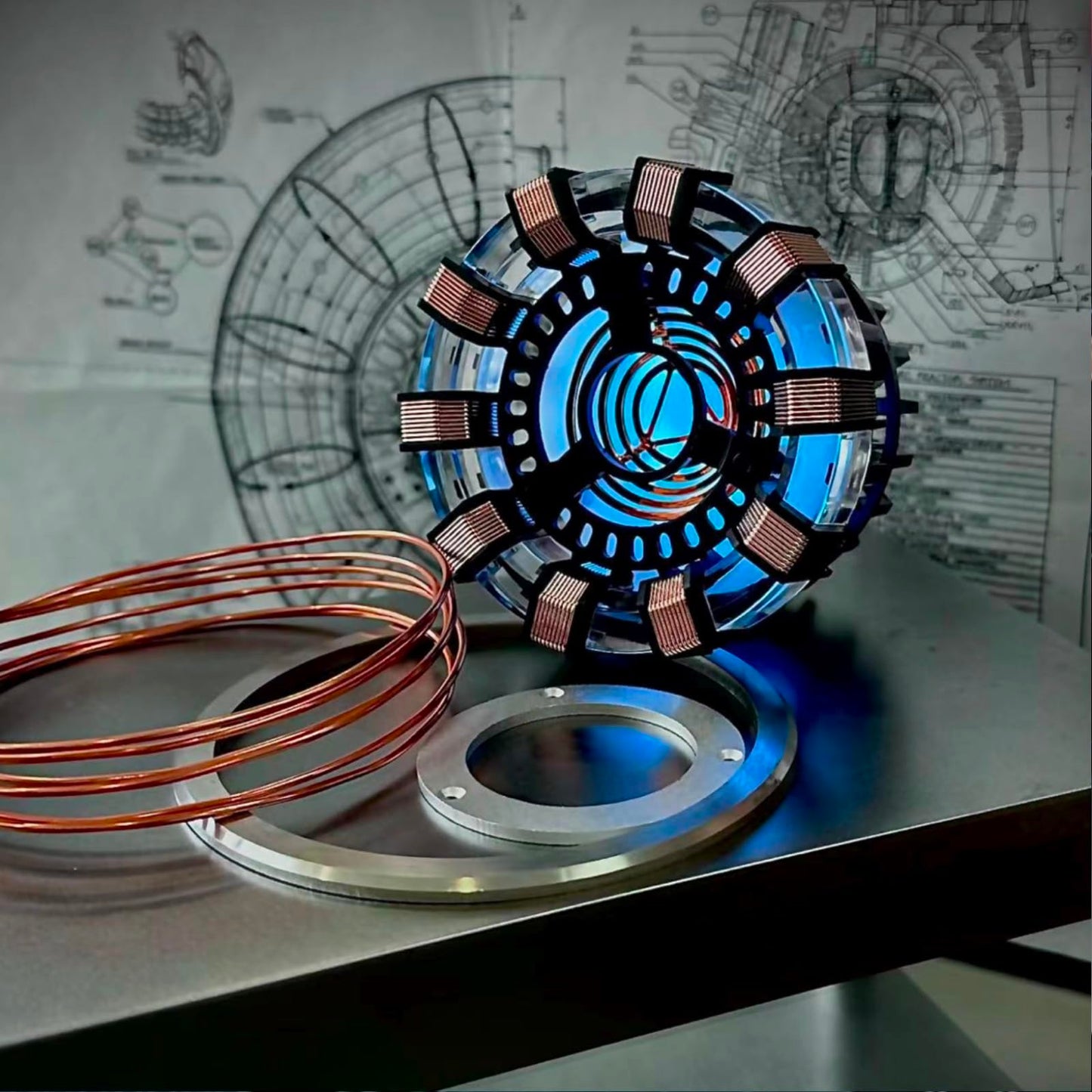 Arc Reactor Light - Rechargeable Superhero Lamp